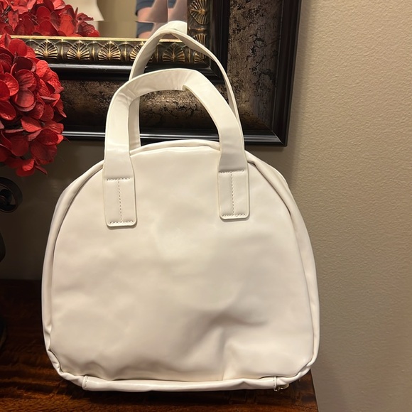 Light.Travel Travel Bag in Ivory, New, No Tags - Picture 5 of 13